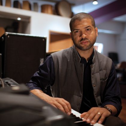 https://www.steinway.com/news/features/jason-moran-work-songs