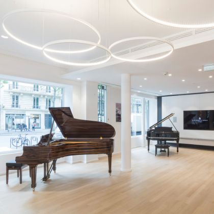https://www.steinway.com/news/press-releases/paris-showroom
